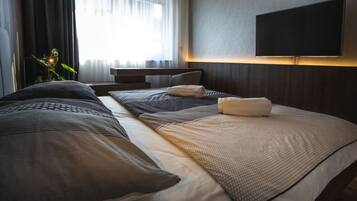 1 bedroom, desk, iron/ironing board, free WiFi