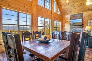 تناول الطعام