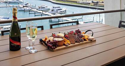 The Marina Outlook - Elevated Views