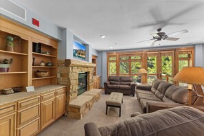 TV, fireplace - Ski-In/Ski-Out 3-Bedroom + Bunk Room Condo w/ Slope Views & Resort Amenities (Keystone)