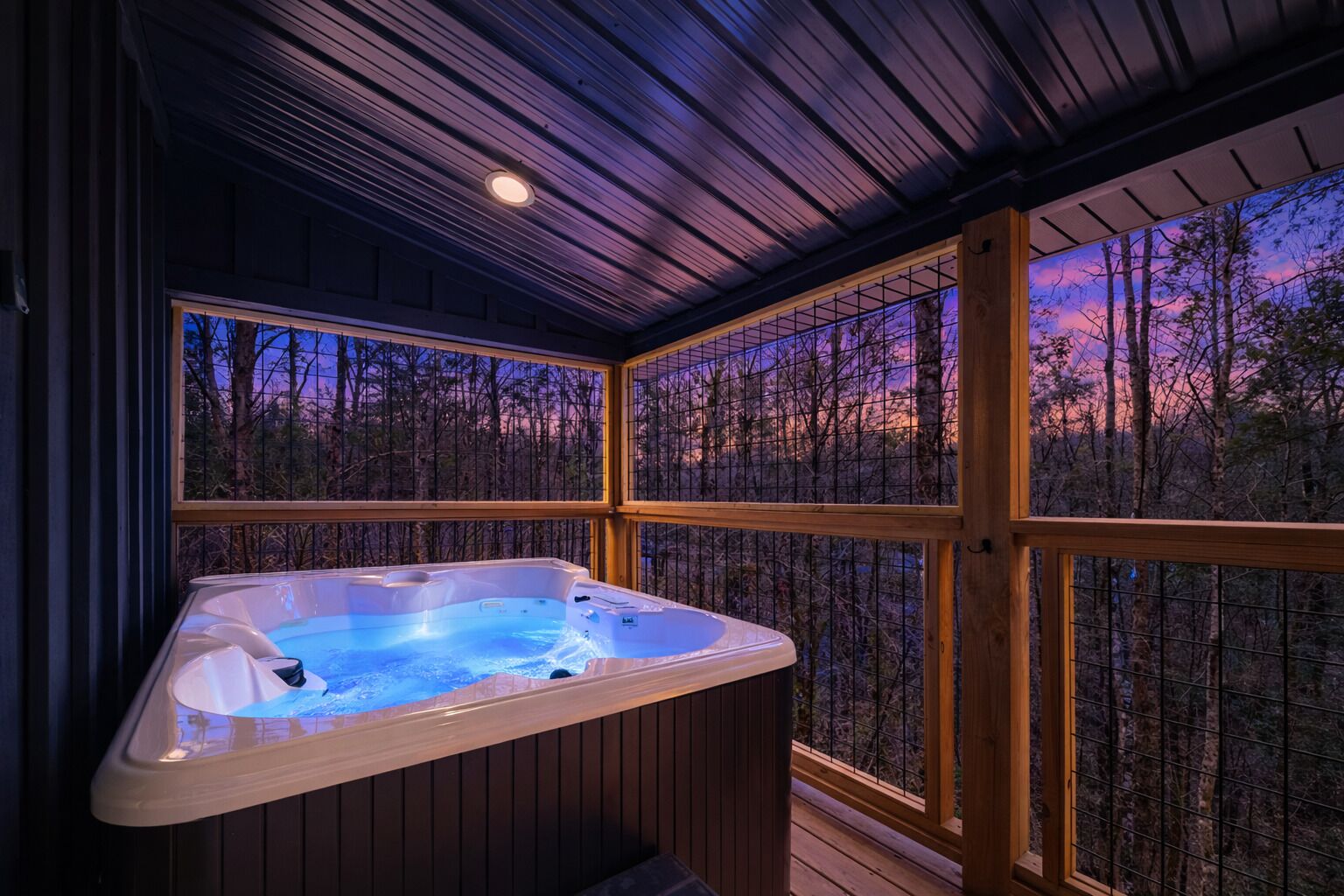 Indoor spa tub