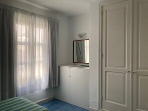Apartamento, 1 quarto, para fumantes, terraço | Parte interna