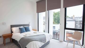 2 bedrooms, iron/ironing board, Internet, bed sheets