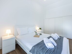 1 室のベッドルーム、旅行用ベビーベッド、WiFi、ベッドシーツ