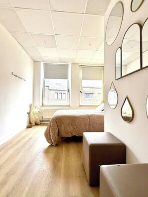 3 bedrooms, iron/ironing board, travel cot, WiFi