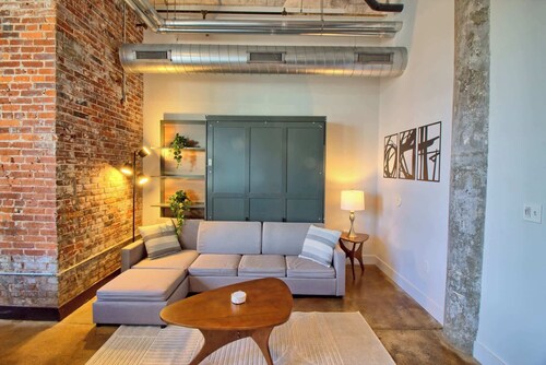 Chic Ultramodern Studio Loft w/ Designer Features