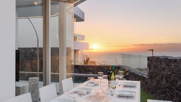 Villa – superior | Terrasse/patio