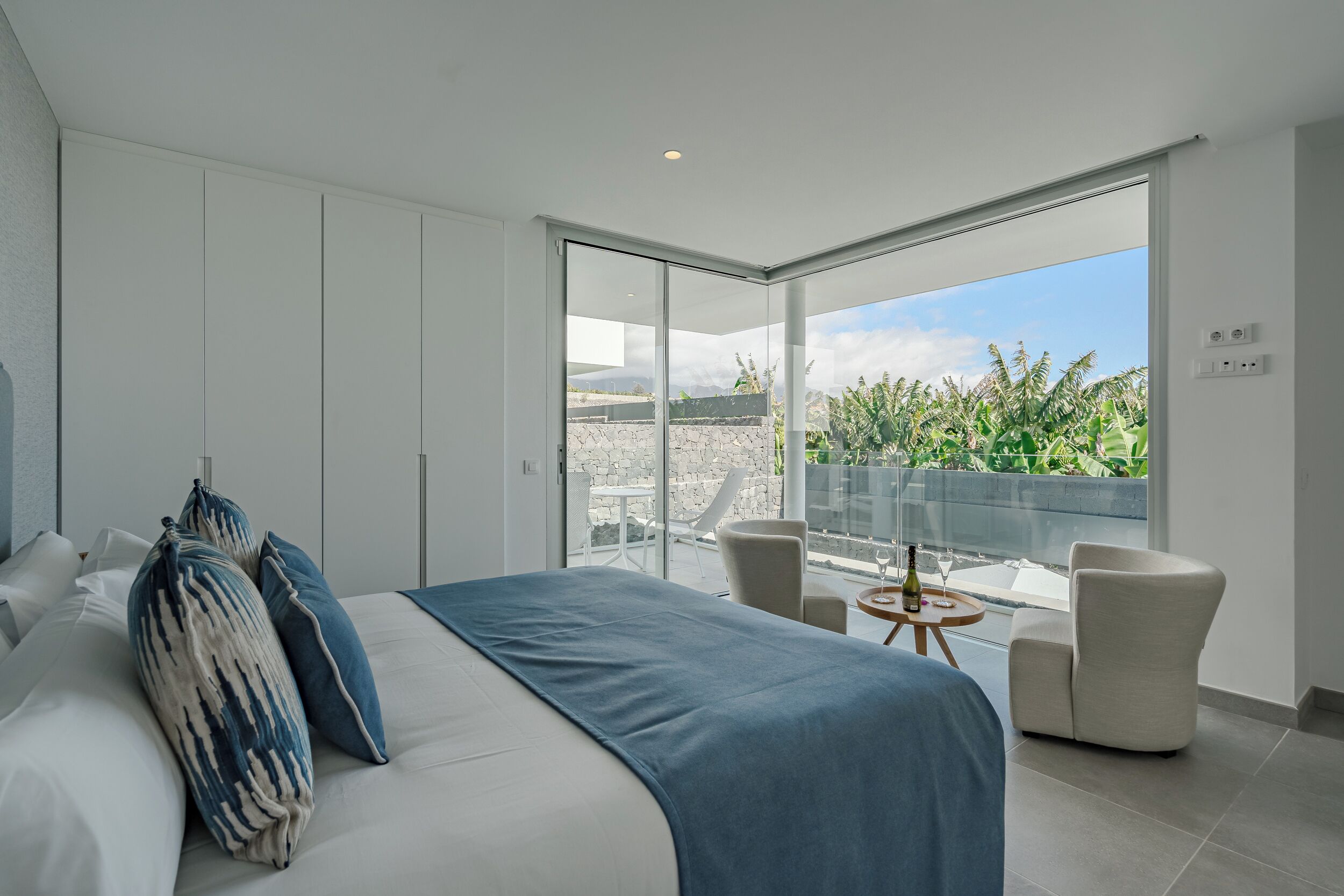 Standard Villa | Soundproofing, free WiFi, bed sheets