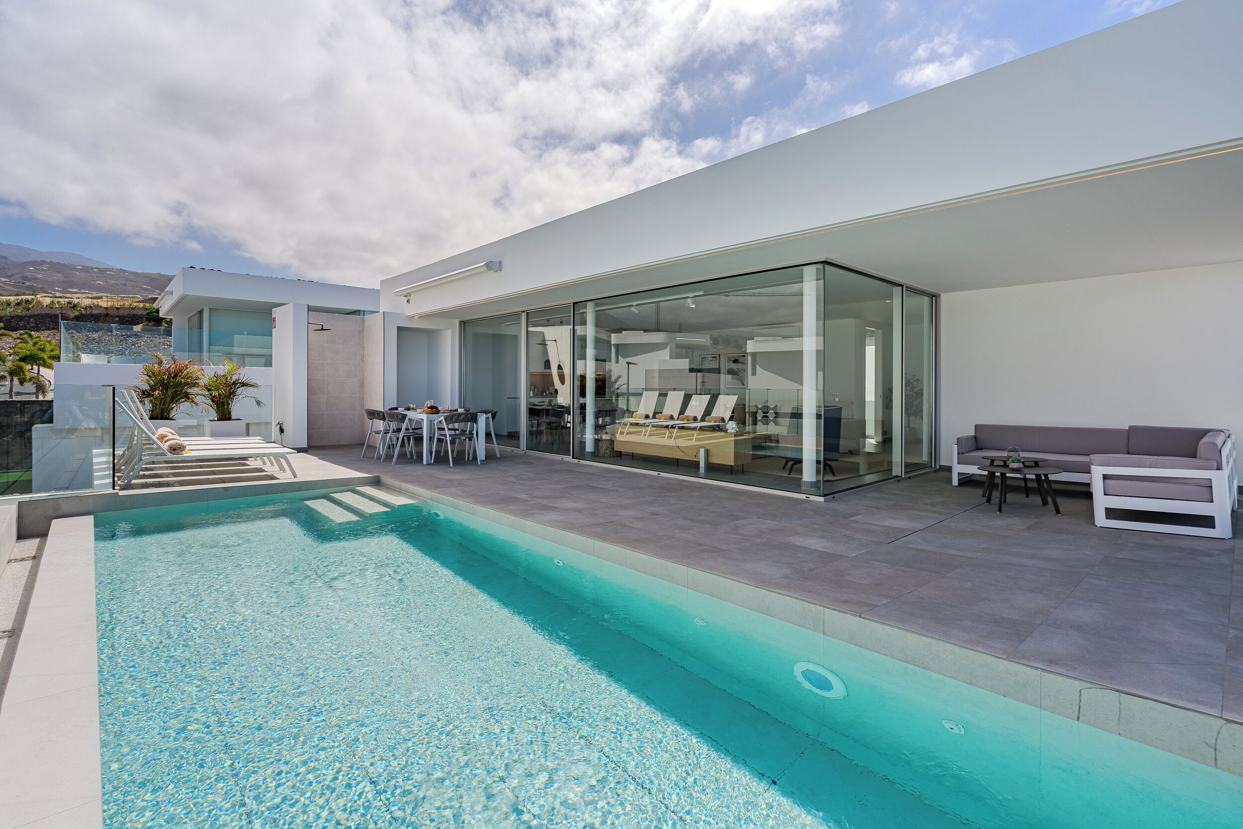 Standard Villa | Terrace/patio