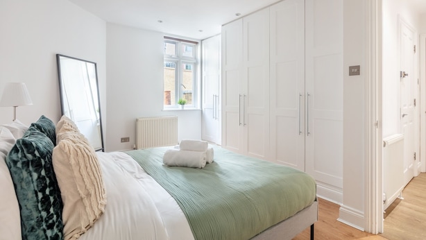 Interior - Chic 1BR Close to Buckingham Palace (London)