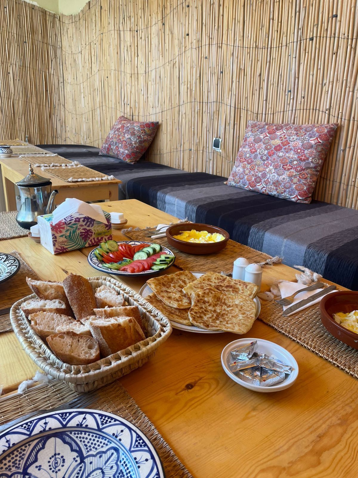 Desayuno continental gratuito y diario