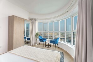 1 chambre, fer et planche à repasser, Wi-Fi, literie fournie