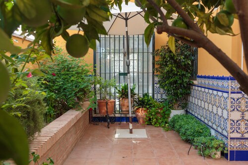 Holiday Home 'El Rincón Sevillano' with Private Terrace, Wi-Fi and Air Conditioning