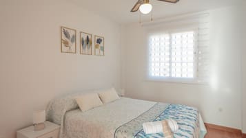 5 dormitorios, tabla de planchar con plancha, wifi y ropa de cama