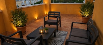 Holiday Home 'El Rincón Sevillano' with Private Terrace, Wi-Fi and Air Conditioning