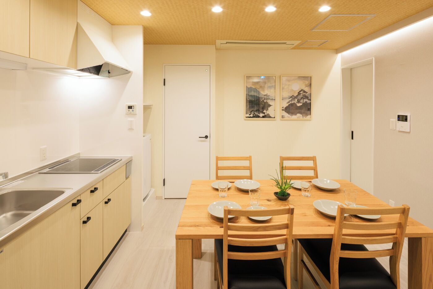 Japanese-style Condo, City View | Private kitchen | Fridge, microwave, stovetop, cookware/dishes/utensils