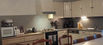 Hydrangea farmhouse with views of the surrounding hills