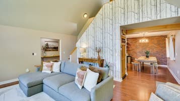 Casa (2 Bedrooms) | Interior