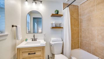 Apartment (1 Bedroom) | Interior
