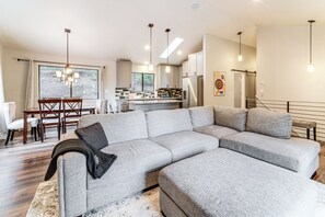 บ้านพัก (4 Bedrooms) | ภายใน