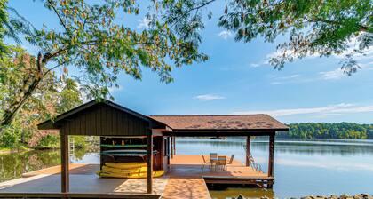Hyco Lake Escape w/ Deck & Dock: Families Welcome!