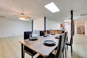 House (2 Bedrooms) | Interior