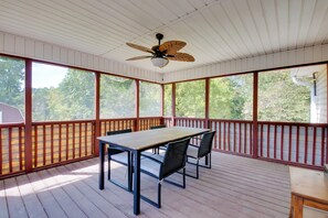 House (2 Bedrooms) | Interior - Unwind, Golf & Explore: Unique Atlanta Escape! (Atlanta)