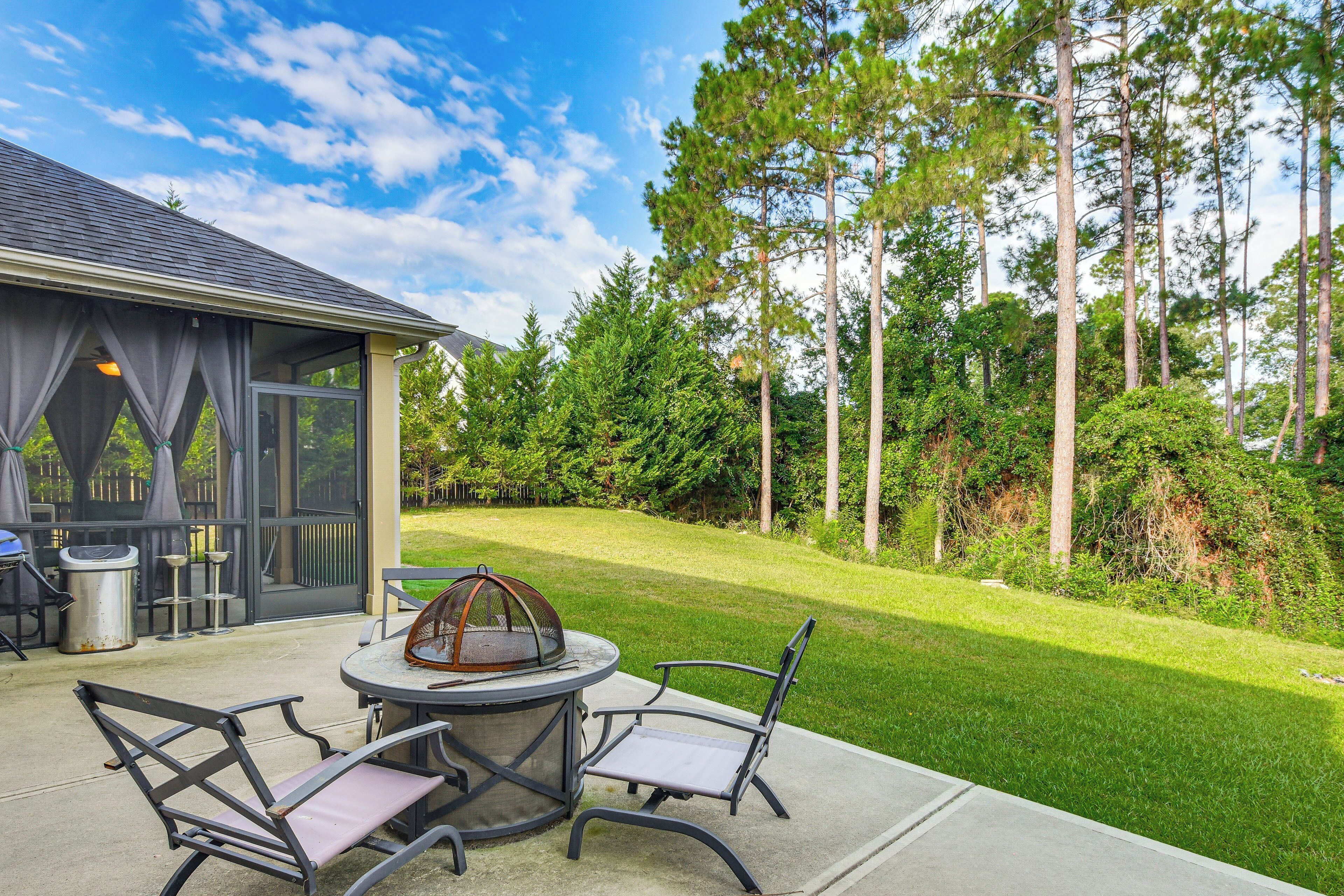 House (5 Bedrooms) | Front of property