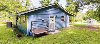 Peaceful Chatham Home in Virginia Countryside!