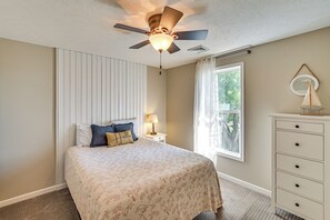 House (5 Bedrooms) | Interior - Walk to Academy: Lake Max Family Penthouse (Culver)