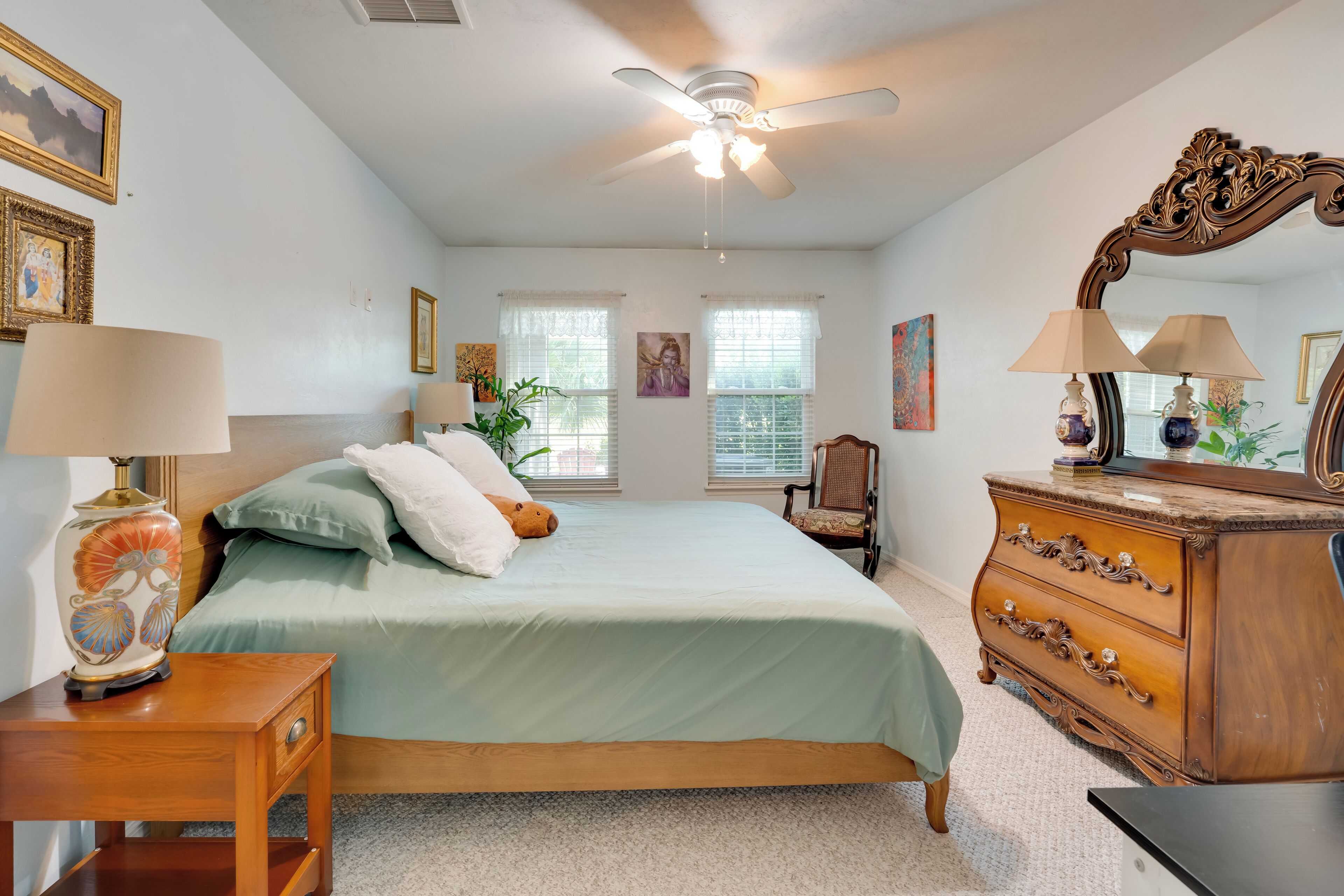 House (2 Bedrooms) | Interior