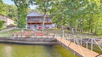 House (3 Bedrooms) | Front of property