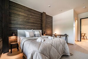 3 bedrooms, desk, iron/ironing board, WiFi - Lumière Penthouse by Aavalevi Holidays (Levi)