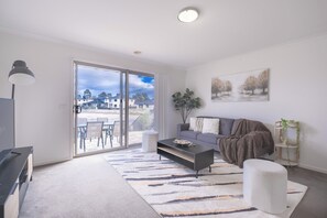 Télévision, espaces bureaux