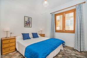 4 bedrooms, free WiFi, bed sheets