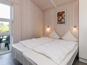 Interior - 4 Star Holiday Home in Friedrichskoog (Friedrichskoog)