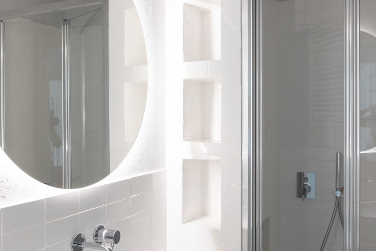 Douche, bidet