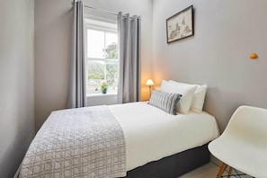 2 chambres, bureau, fer et planche à repasser, Wi-Fi