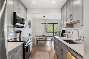 Fridge, microwave, oven, stovetop - Hideaway Valley #3 - Close to Ski Hills & Harbor Springs! Seasonal Pool! (Harbor Springs)