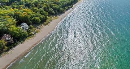 Hart and Soul: 2 BR, 1 BA House in Harbor Springs, Sleeps 4