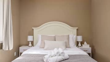 2 soverom, strykejern/-brett, wi-fi (inkludert) og sengetøy