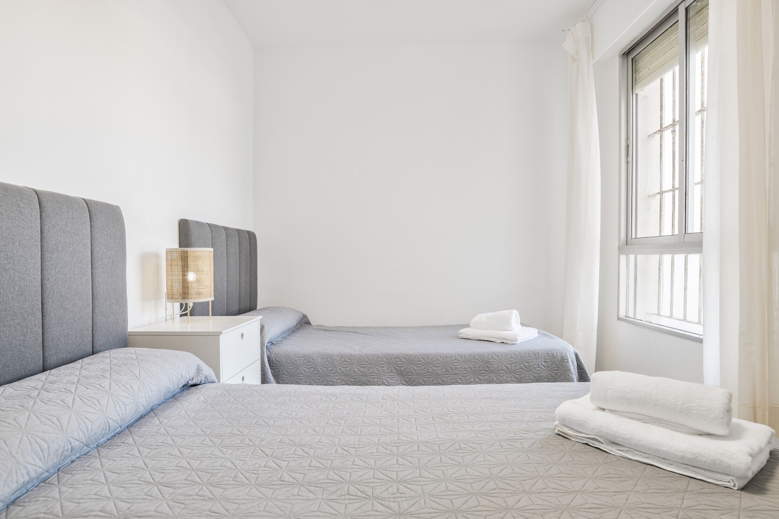 3 bedrooms, WiFi, bed sheets