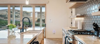 Mission de los Robles - Paso Robles Vineyard Vacation Rental near Wineries