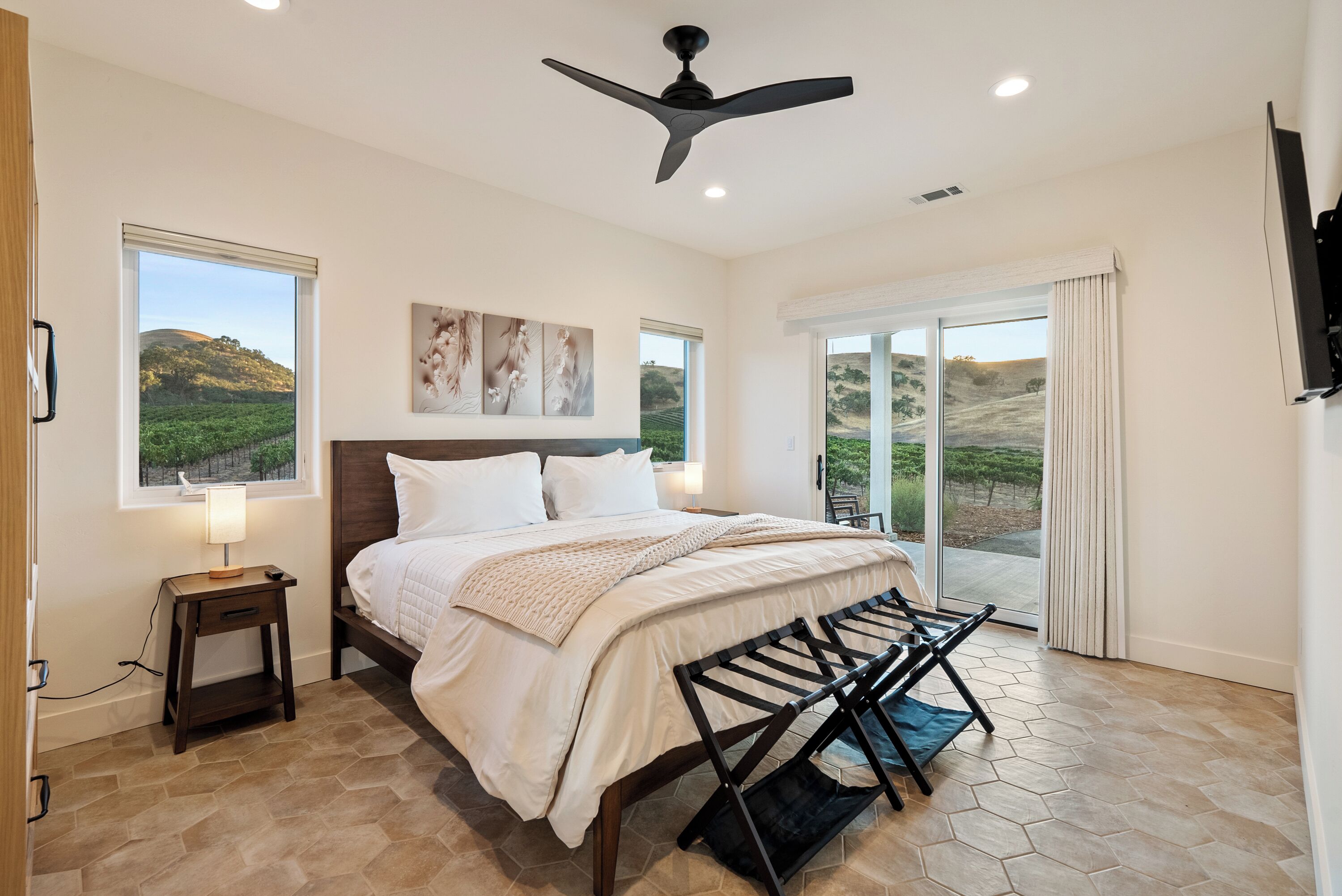 2 bedrooms, internet