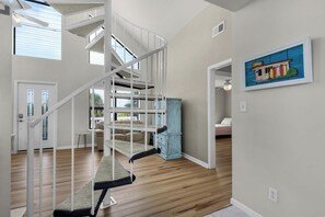 4 Schlafzimmer, Bügeleisen/Bügelbrett, WLAN, Bettwäsche