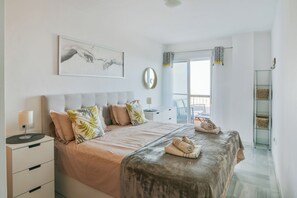 2 bedrooms, desk, iron/ironing board, travel crib