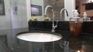 Loft júnior | Banheiro