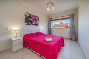 2 soverom, wi-fi og sengetøy