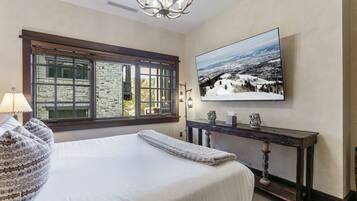 Condo, 2 Bedrooms | 2 bedrooms, free WiFi