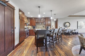 Condo, 3 Bedrooms | Dining - Arrowleaf Lodge at Deer Valley Resort - Three Bedroom Residence #315 3 Condo (Park City)